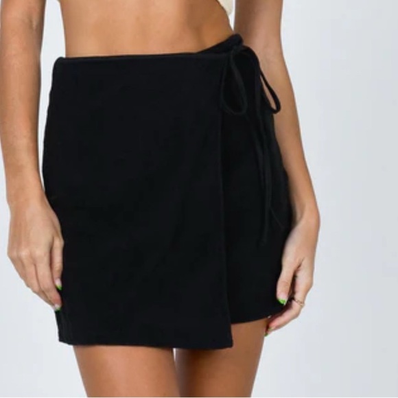 Princess Polly NWT Athena towel skirt, size 6 - Picture 1 of 6